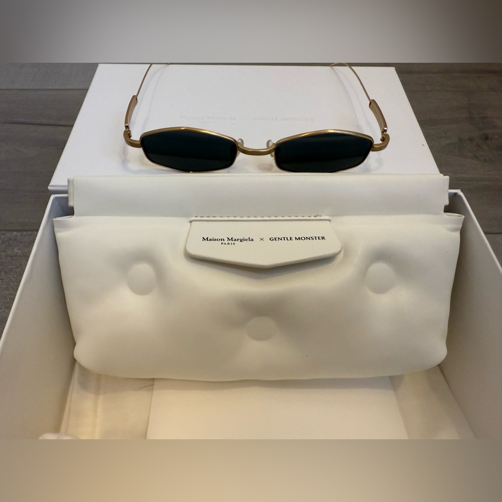 Maison Margiela X Gentle Monster Gold Sunglasses - Picture 2 of 3